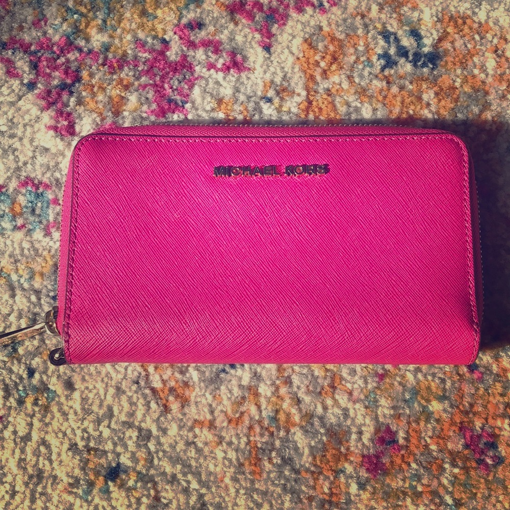 Michael kors wallet • authentic•